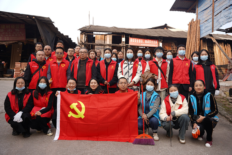 2023.11.28+新葡萄8883官网AMG分公司+共创卫生文明城，同做文明礼貌人+庞宇